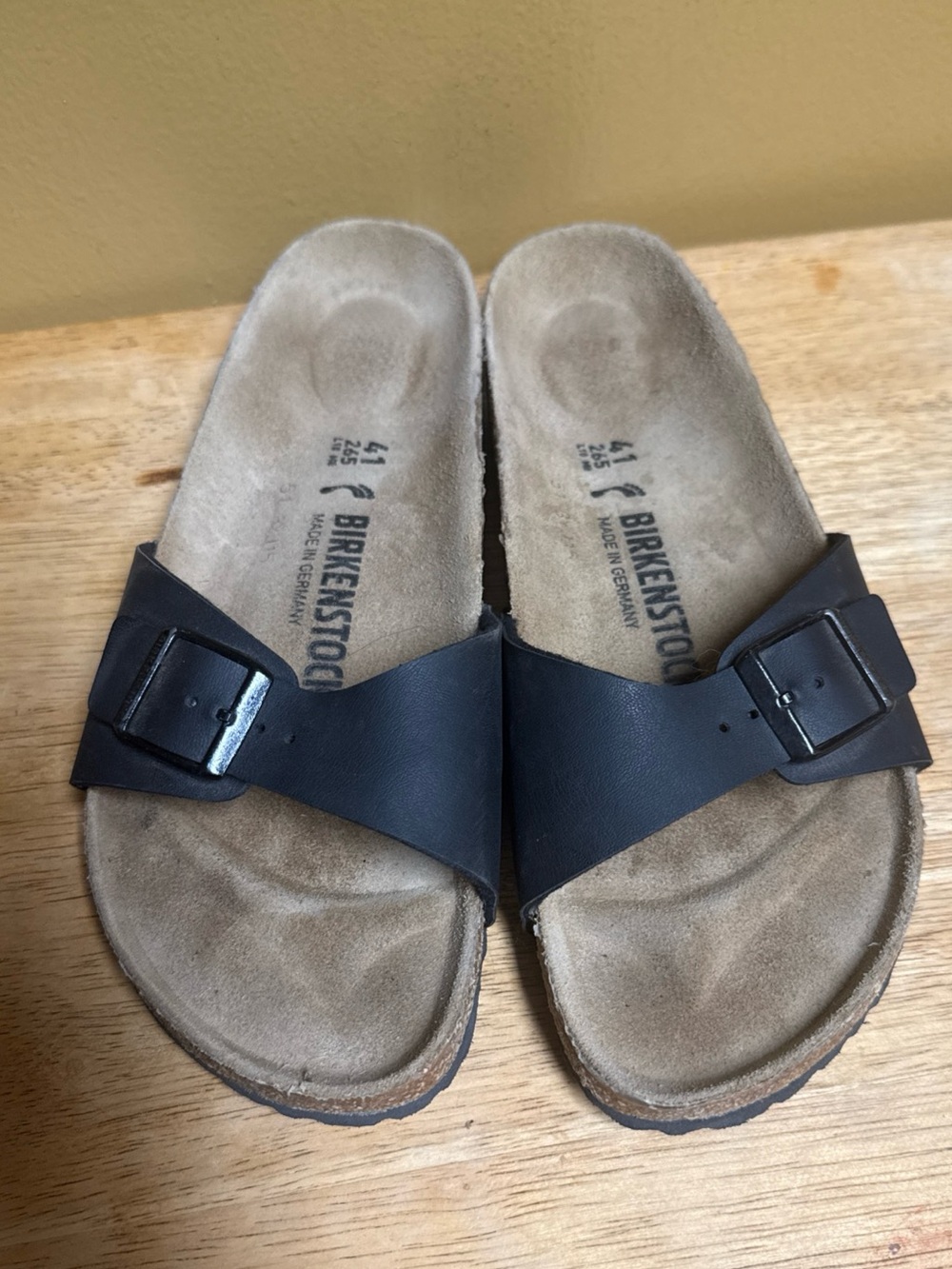 Birkenstock Madrid Birko-Flor Vegan in Earthy Black Size 41 L10 M8 Unisex